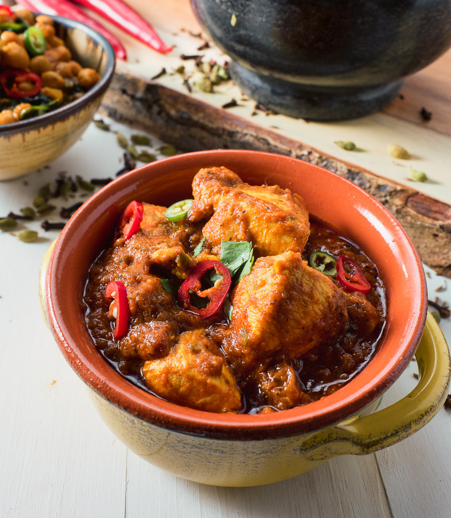 Mastering Vindaloo: Tips for Enjoying India's Spiciest Curry